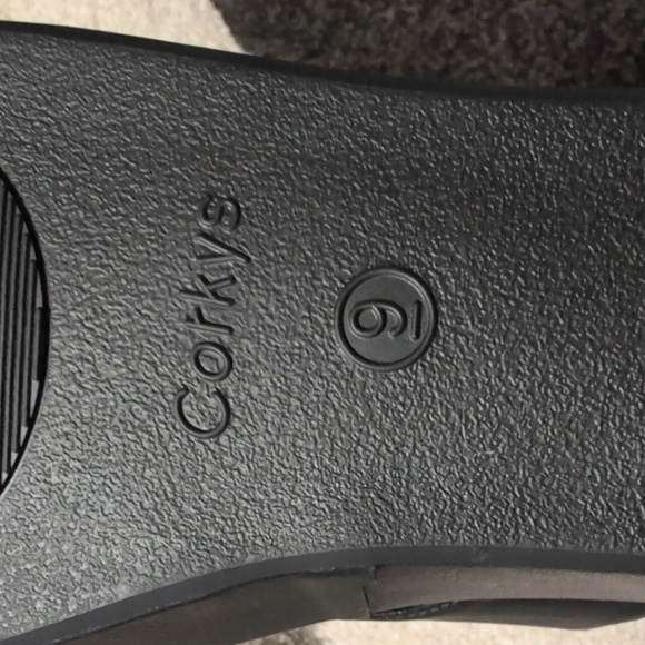 NWOT Corkys Wedge Sandals - Size 9 - Picture 6 of 6